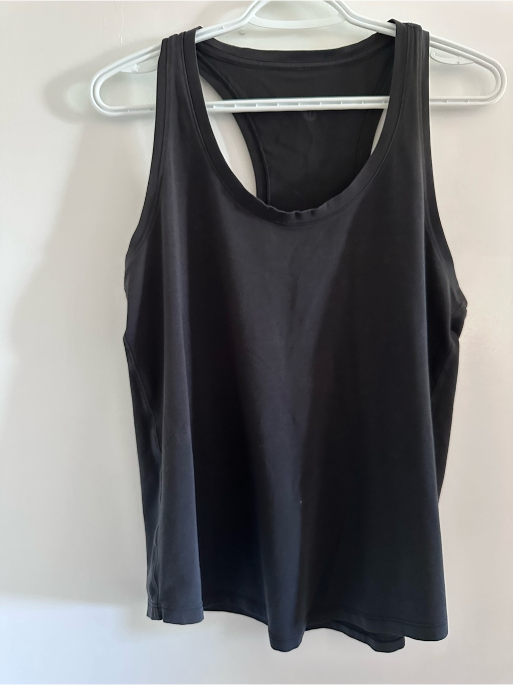 Lulu 🍋 Black Racerback Tank Top - Lightweight Activewear